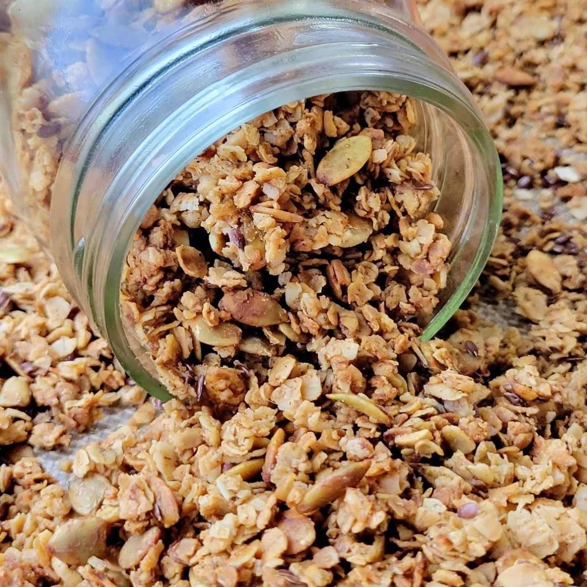 Maple Cinnamon Granola: Fuel Your Day with Delicious Oats, Nuts & Seeds